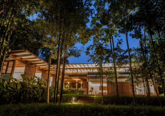 Imagem do imovel Um refúgio autoral de luxo em Trancoso |Viver em Trancoso é escolher um ritmo mais refinado de vida. E é essa experiência que esta residência de alto padrão oferece!